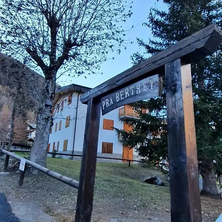 La Casa Di Matilde - Trilocale Vicinissimo Alle Piste Da Sci La Thuile Exterior photo